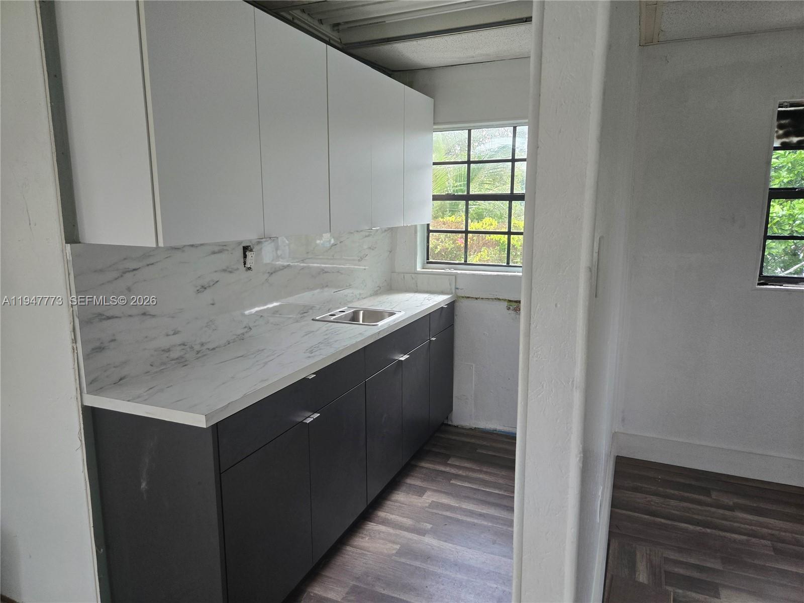 1901 NW 88th Ter Miami, FL 33147