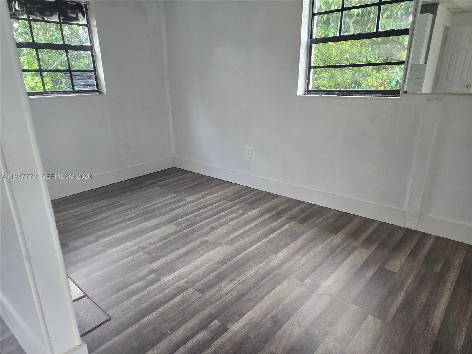 1901 NW 88th Ter Miami, FL 33147