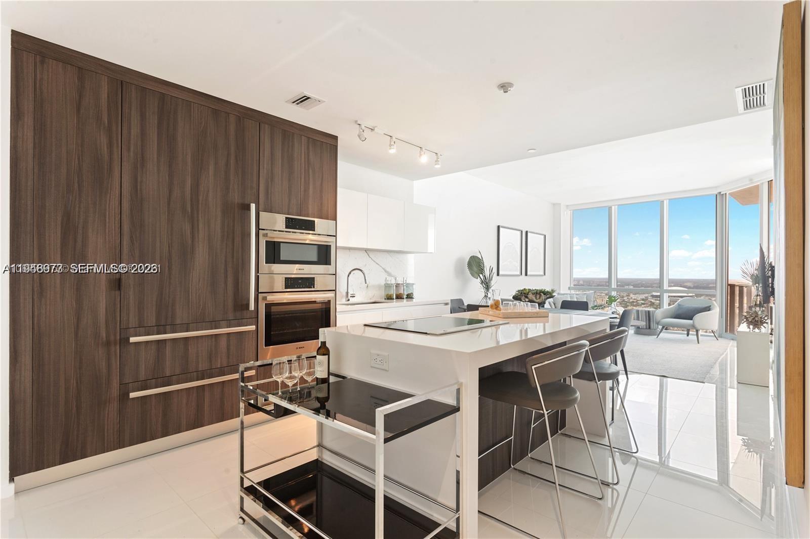 851 NE 1st Ave #4106 Miami, FL 33132