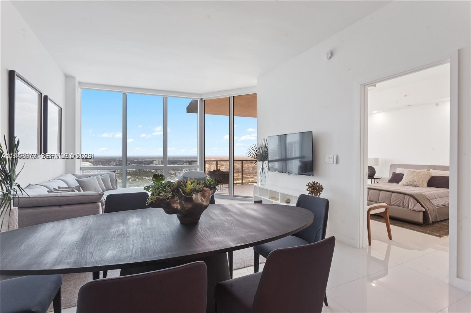 851 NE 1st Ave #4106 Miami, FL 33132