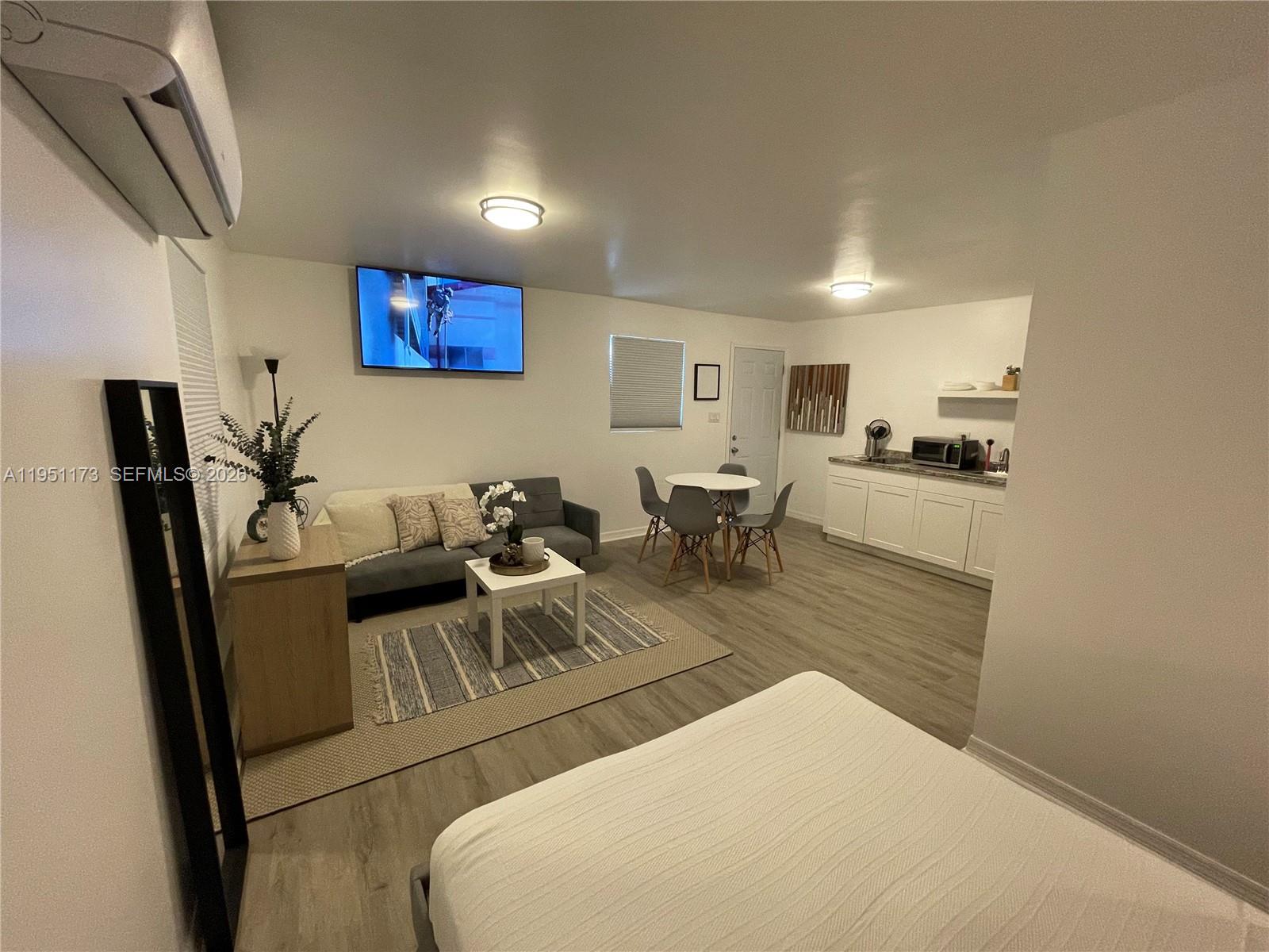 2993 SW 16th Ter Miami, FL 33145