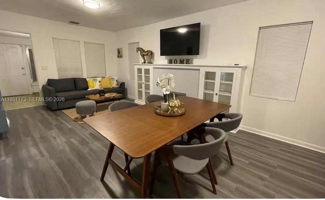 2993 SW 16th Ter Miami, FL 33145