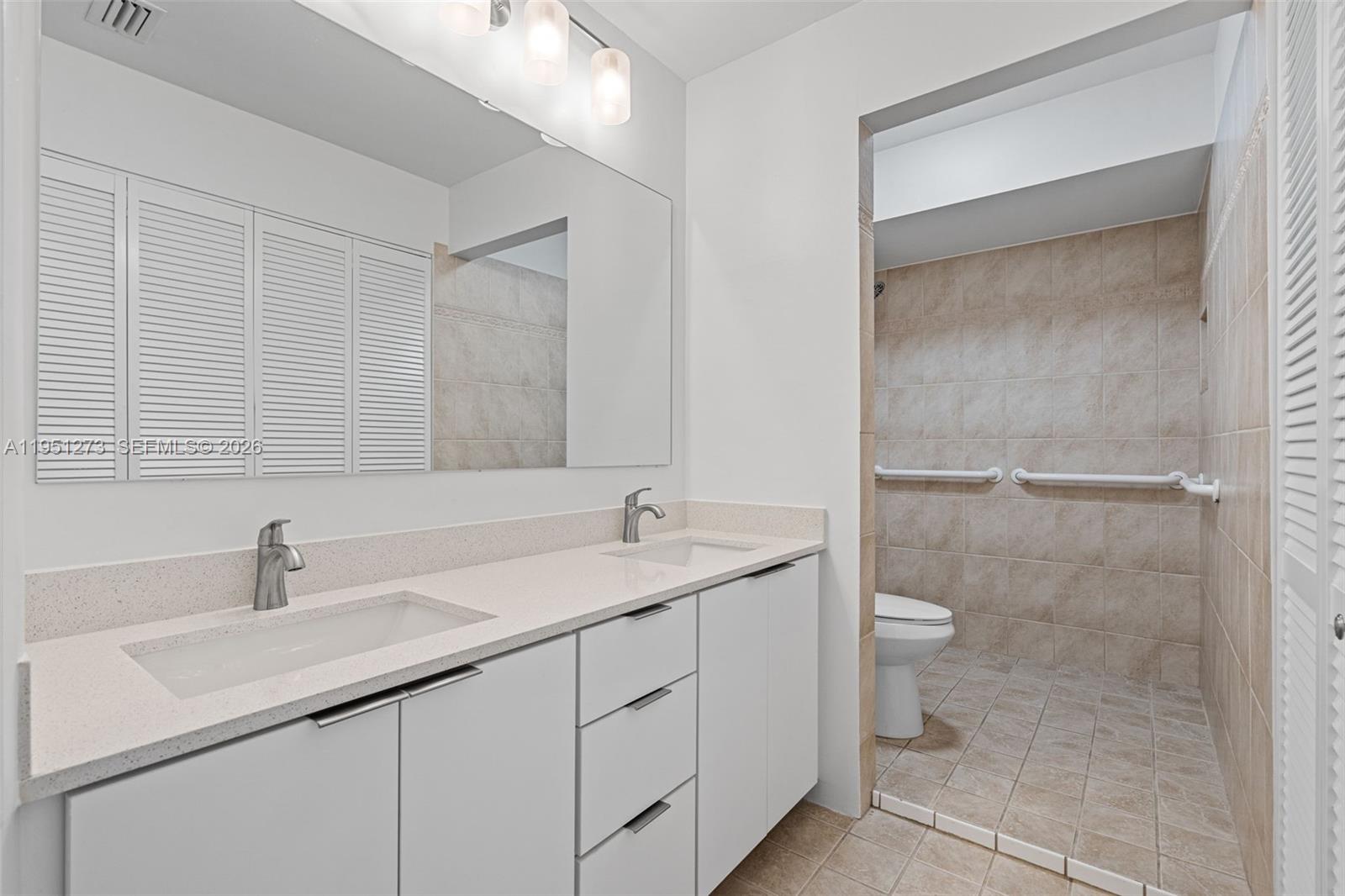 8134 SW 83rd St Miami, FL 33143