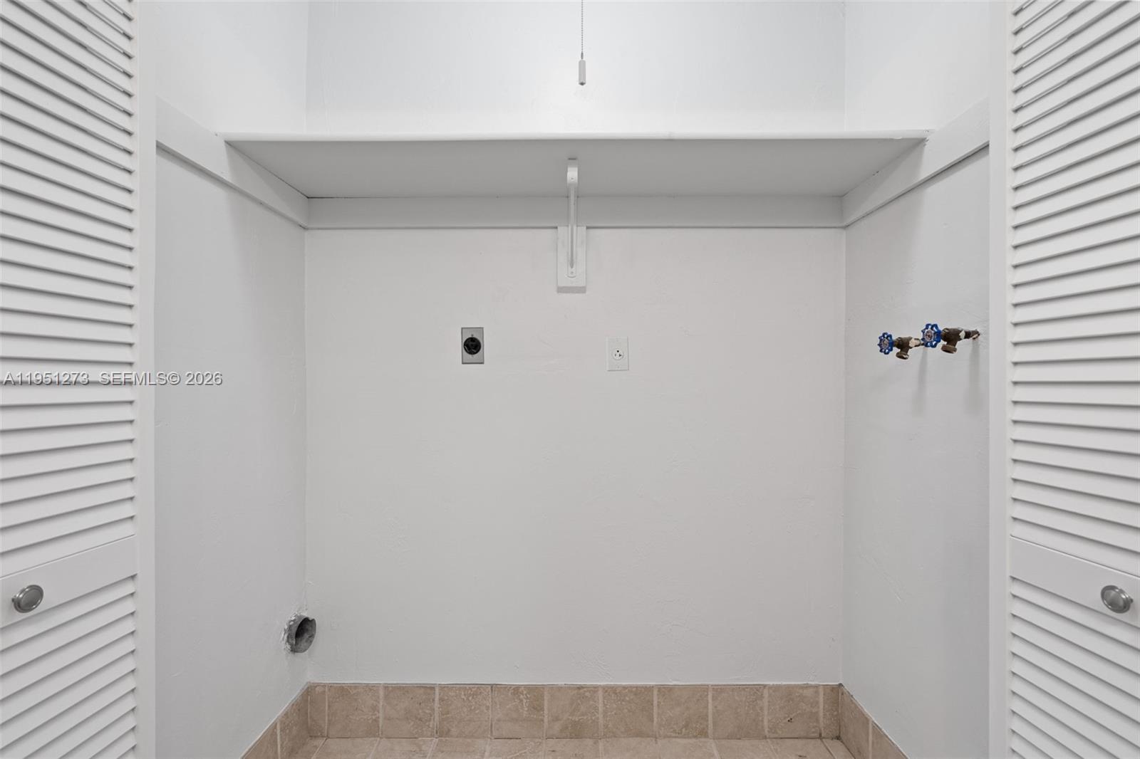 8134 SW 83rd St Miami, FL 33143