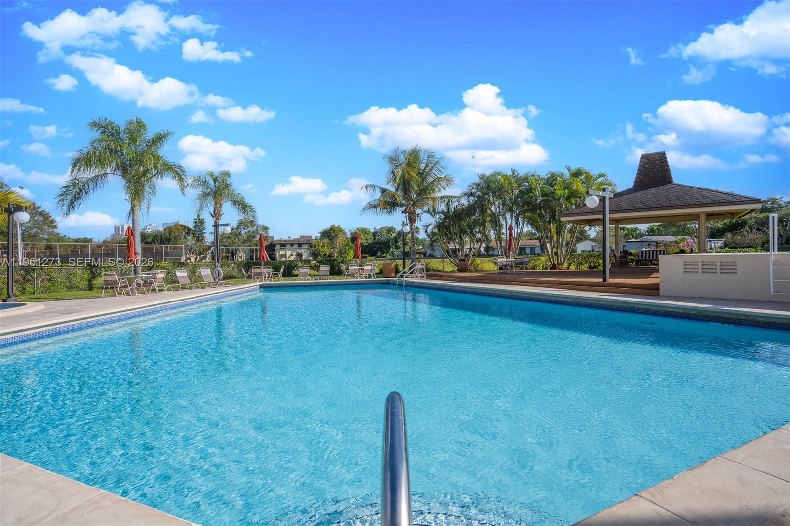 8134 SW 83rd St Miami, FL 33143