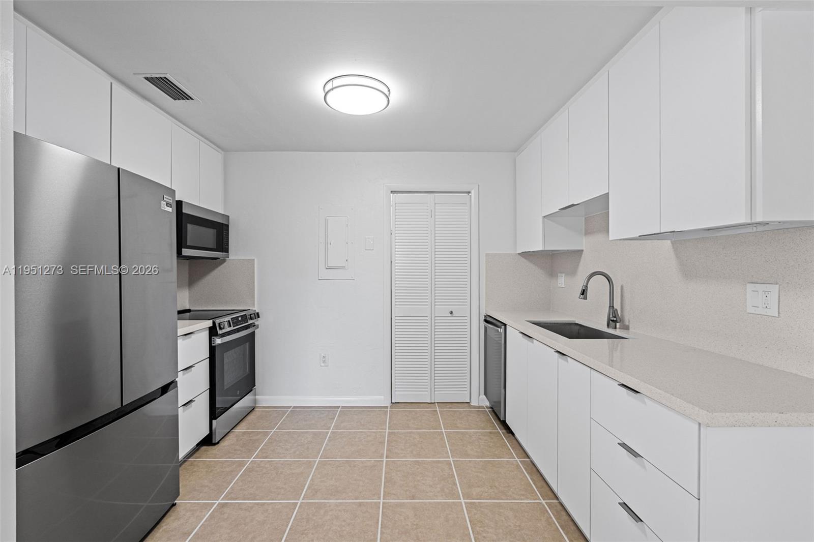 8134 SW 83rd St Miami, FL 33143