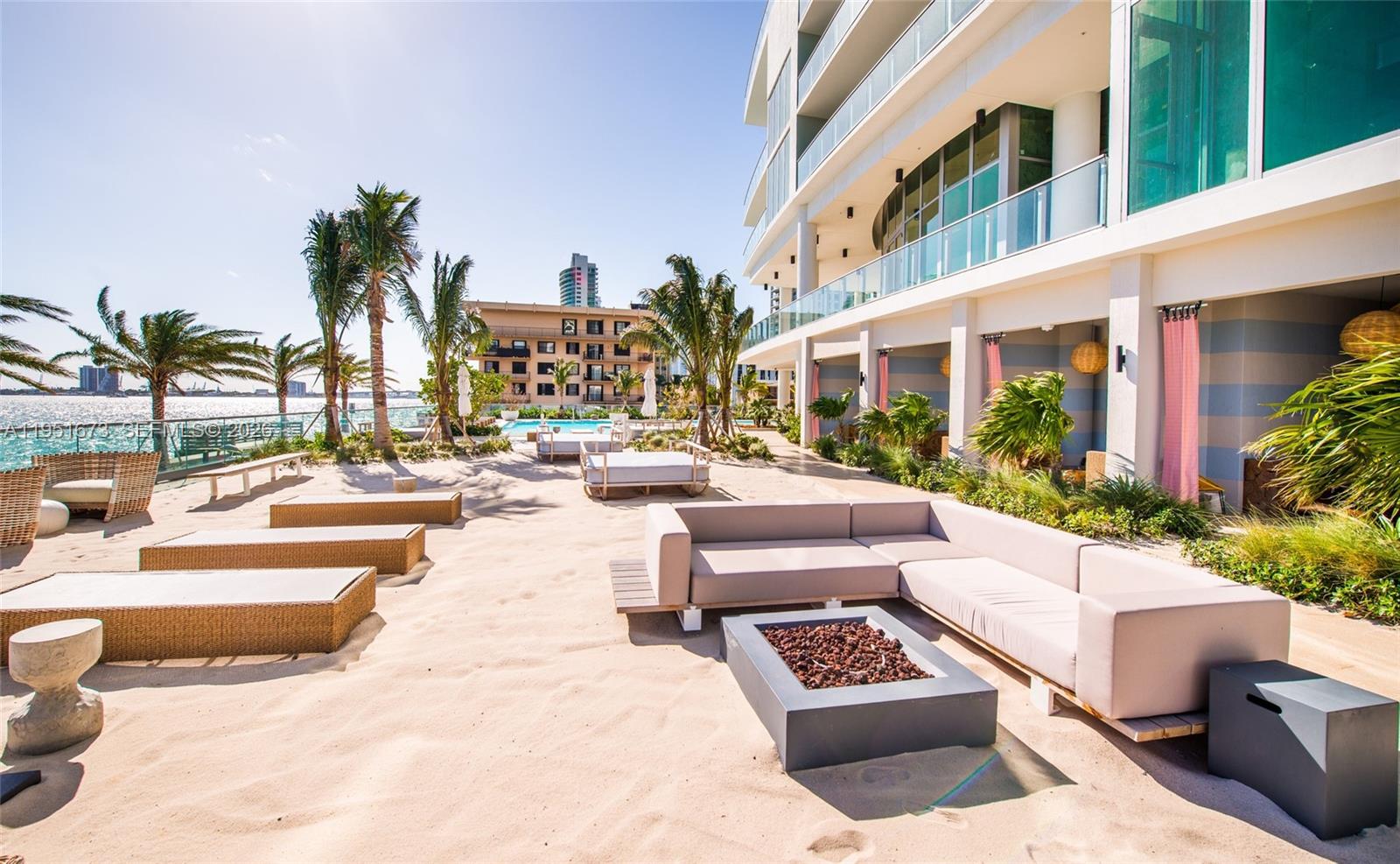 2900 NE 7th Ave #1903 Miami, FL 33137