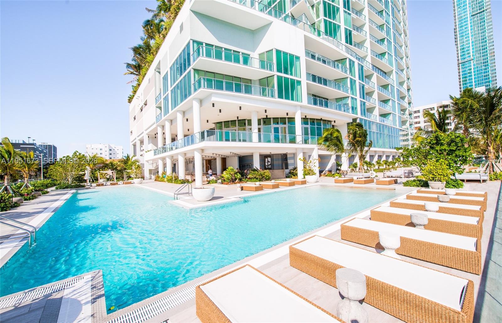 2900 NE 7th Ave #1903 Miami, FL 33137