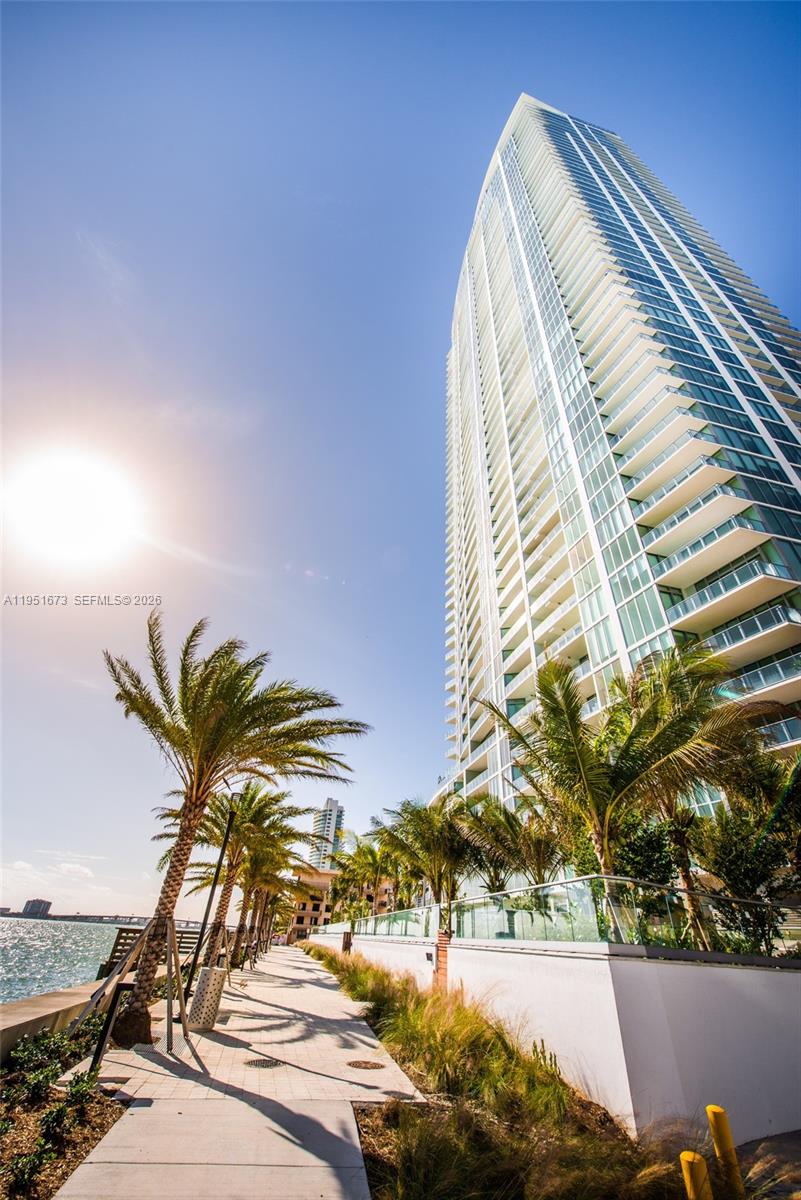 2900 NE 7th Ave #1903 Miami, FL 33137