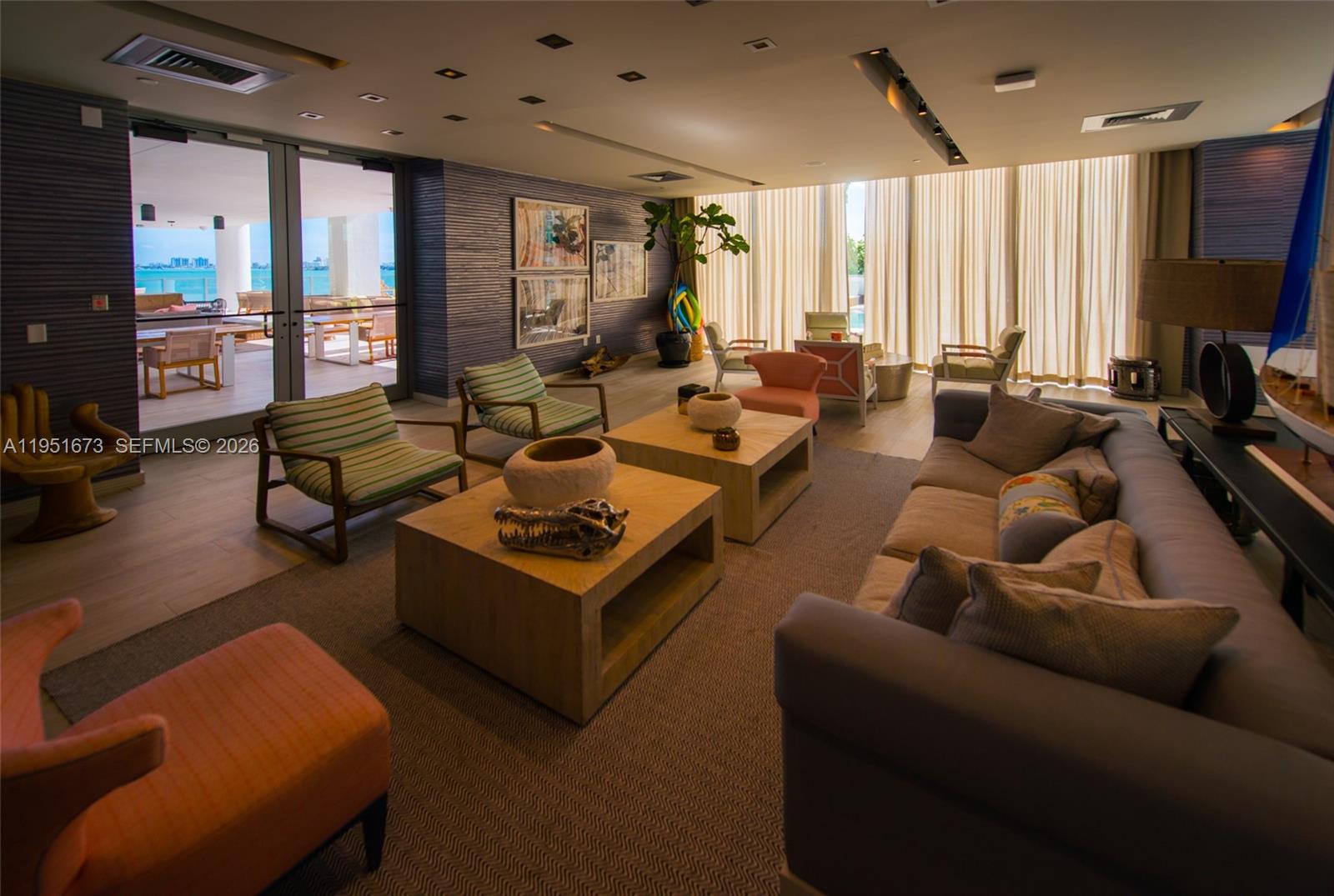 2900 NE 7th Ave #1903 Miami, FL 33137