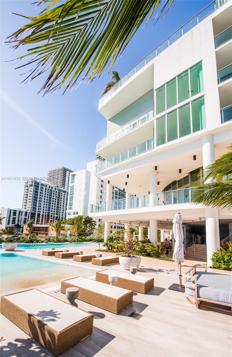 2900 NE 7th Ave #1903 Miami, FL 33137