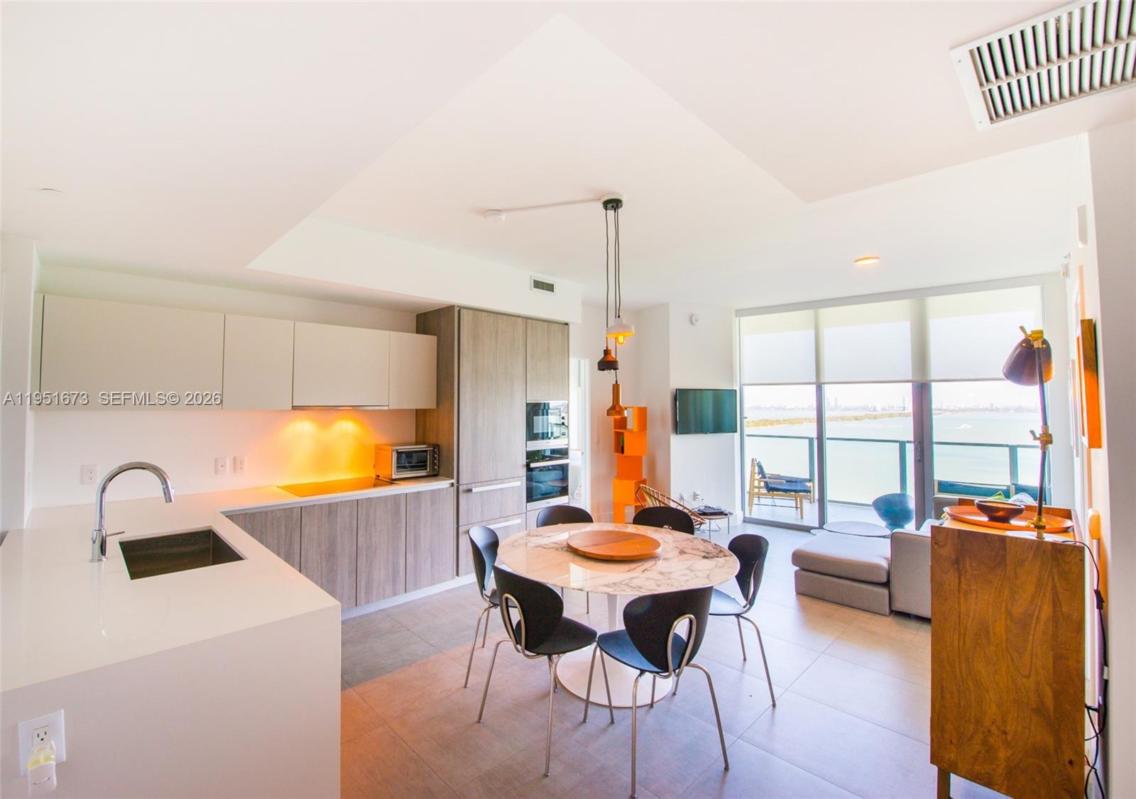 2900 NE 7th Ave #1903 Miami, FL 33137