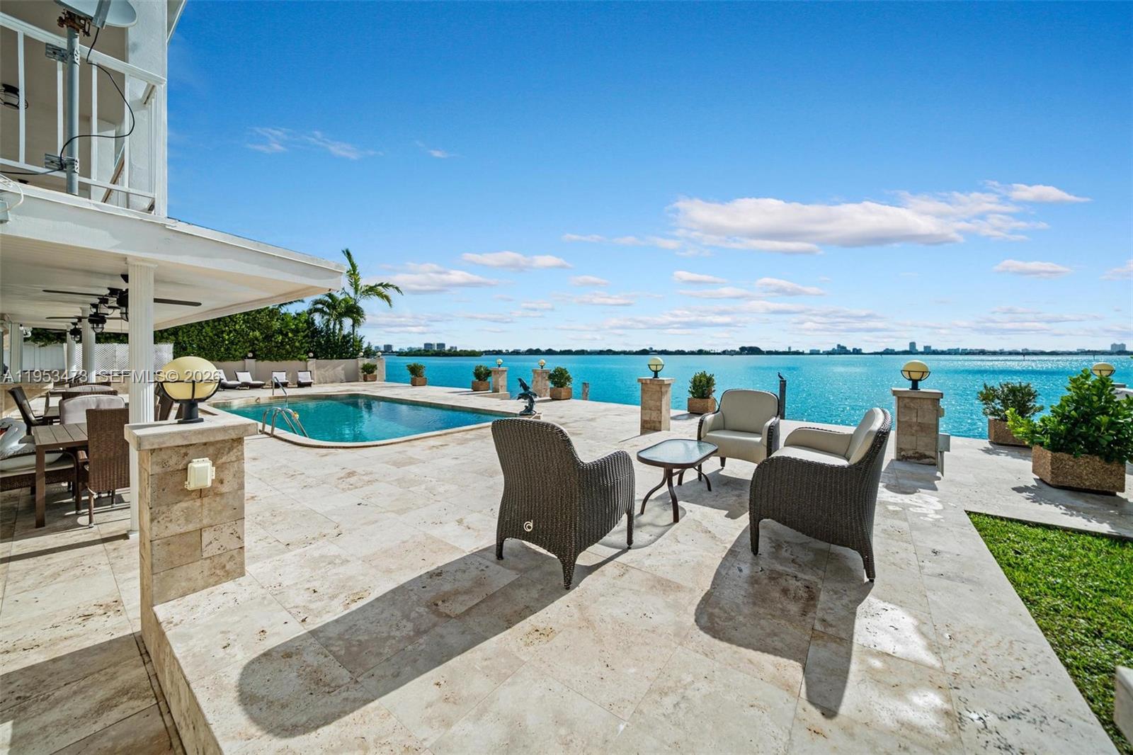 1990 NE 119th Rd North Miami, FL 33181