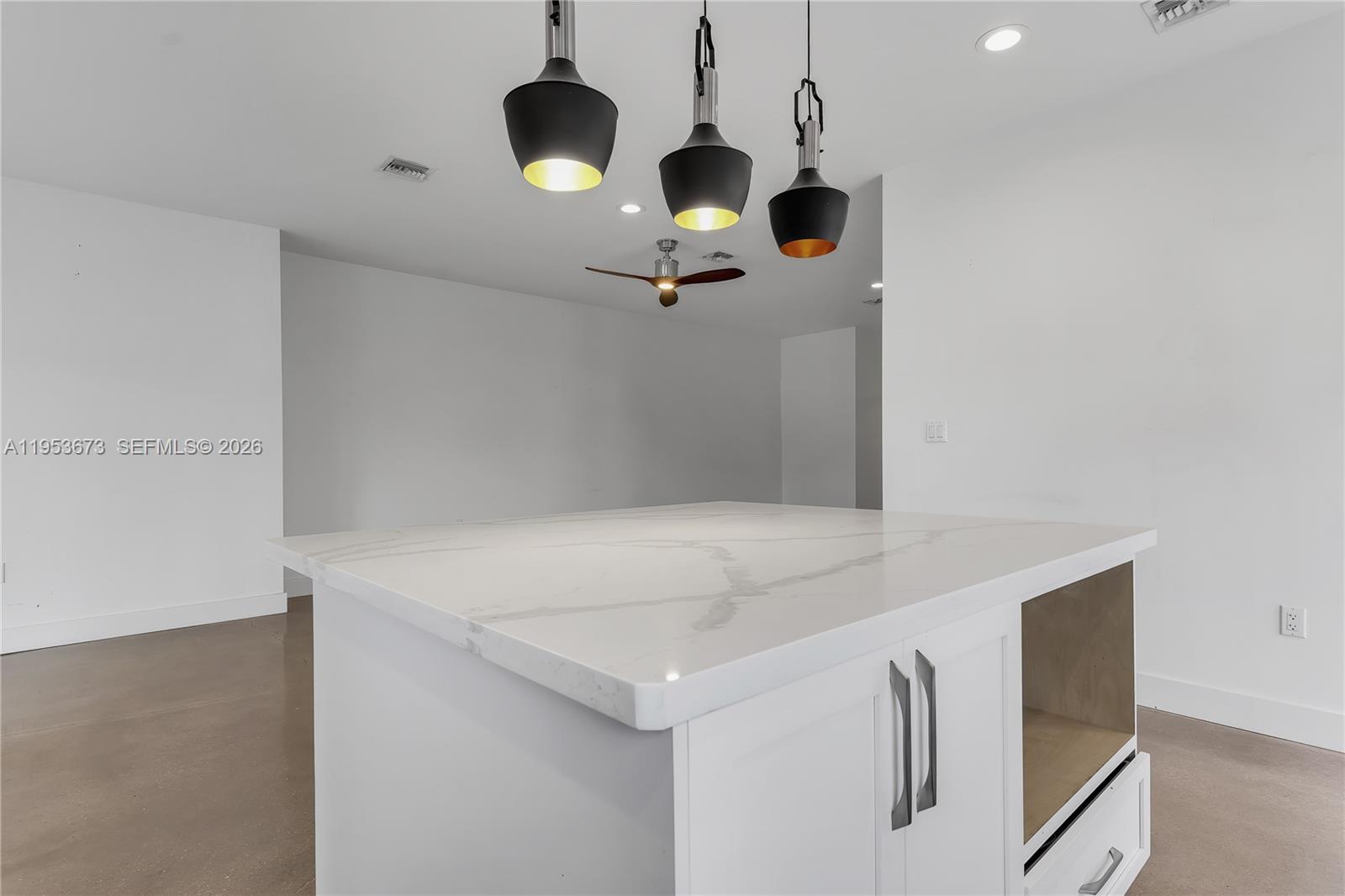 2247 NW 2nd St Miami, FL 33125