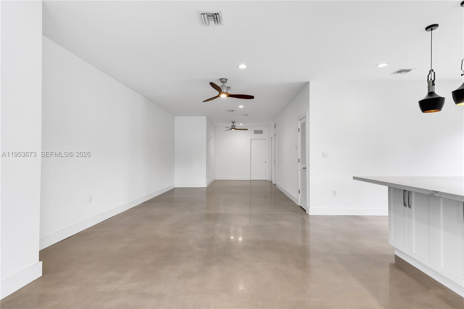 2247 NW 2nd St Miami, FL 33125