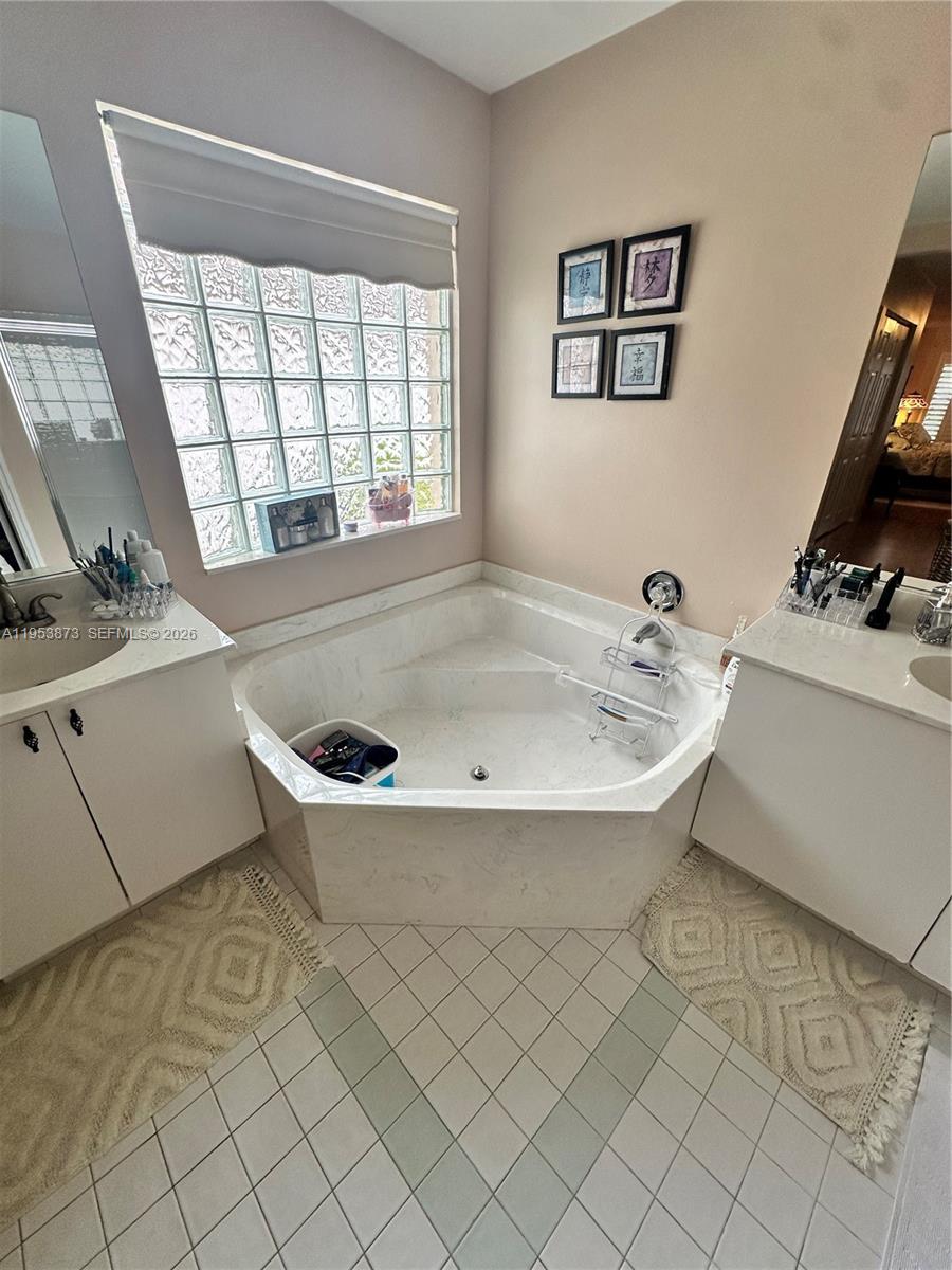 18166 SW 29th St Miramar, FL 33029