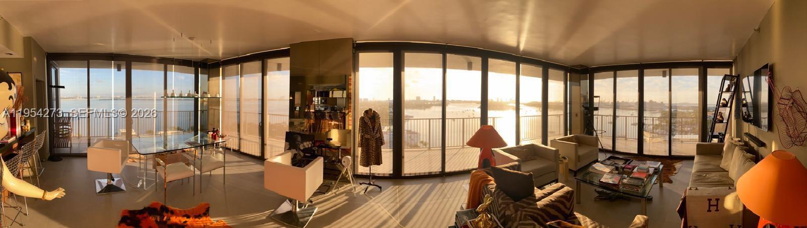 image 1000 Venetian Way1