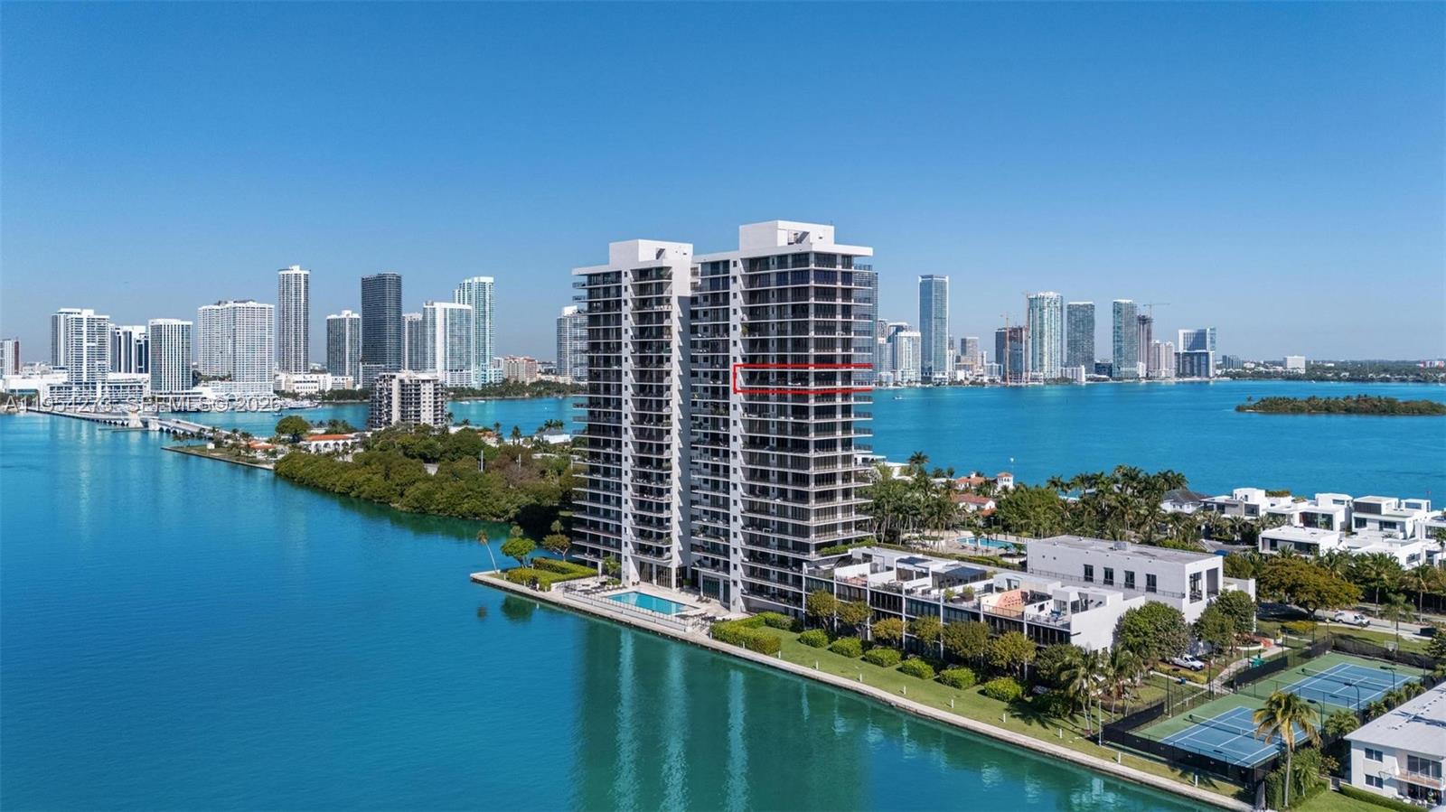 image 1000 Venetian Way50