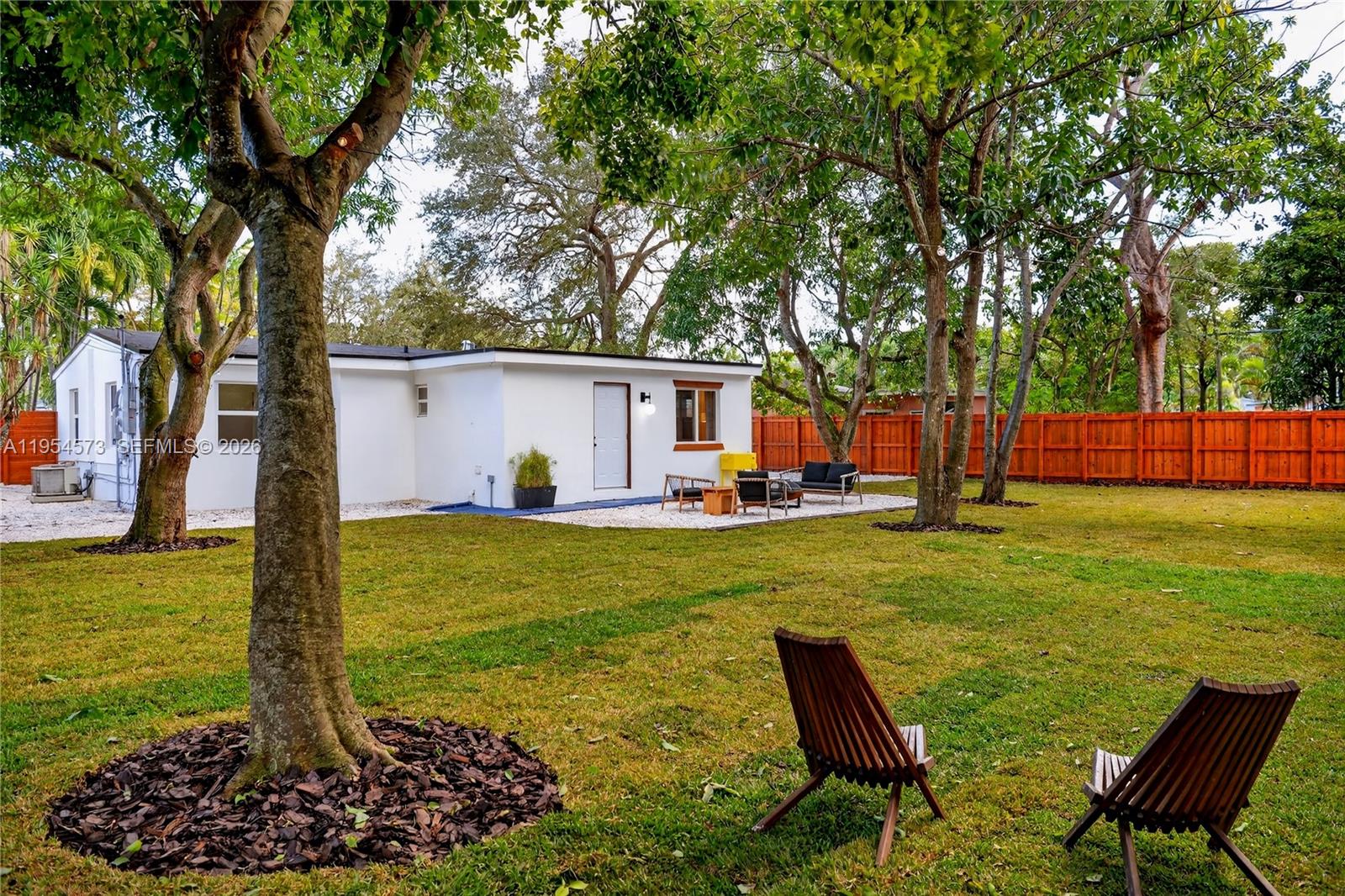 12060 NW 1st Ct North Miami, FL 33168