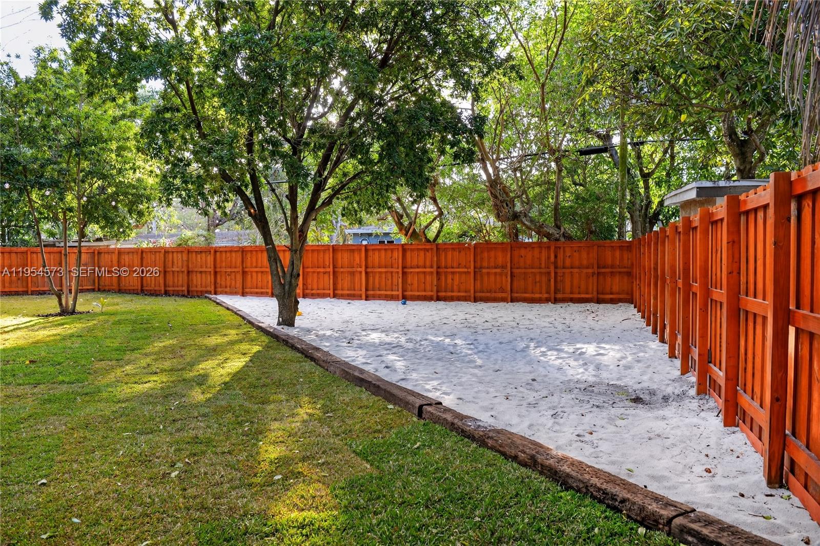 12060 NW 1st Ct North Miami, FL 33168