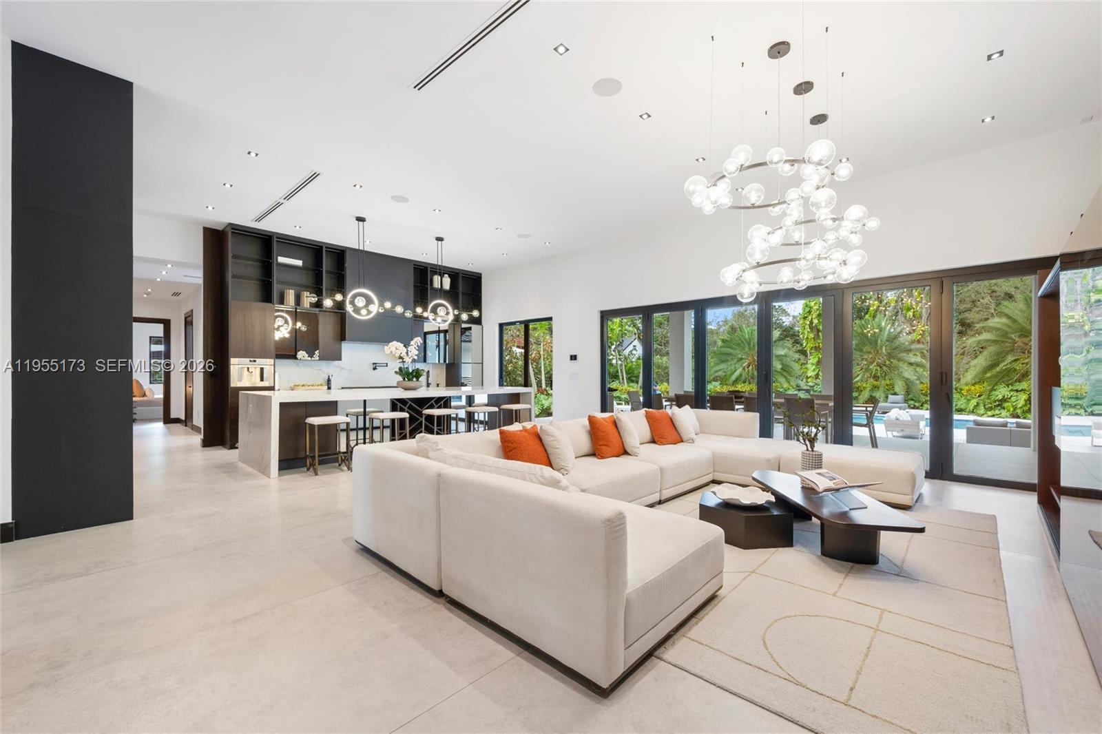 11600 SW 77th Ave Pinecrest, FL 33156