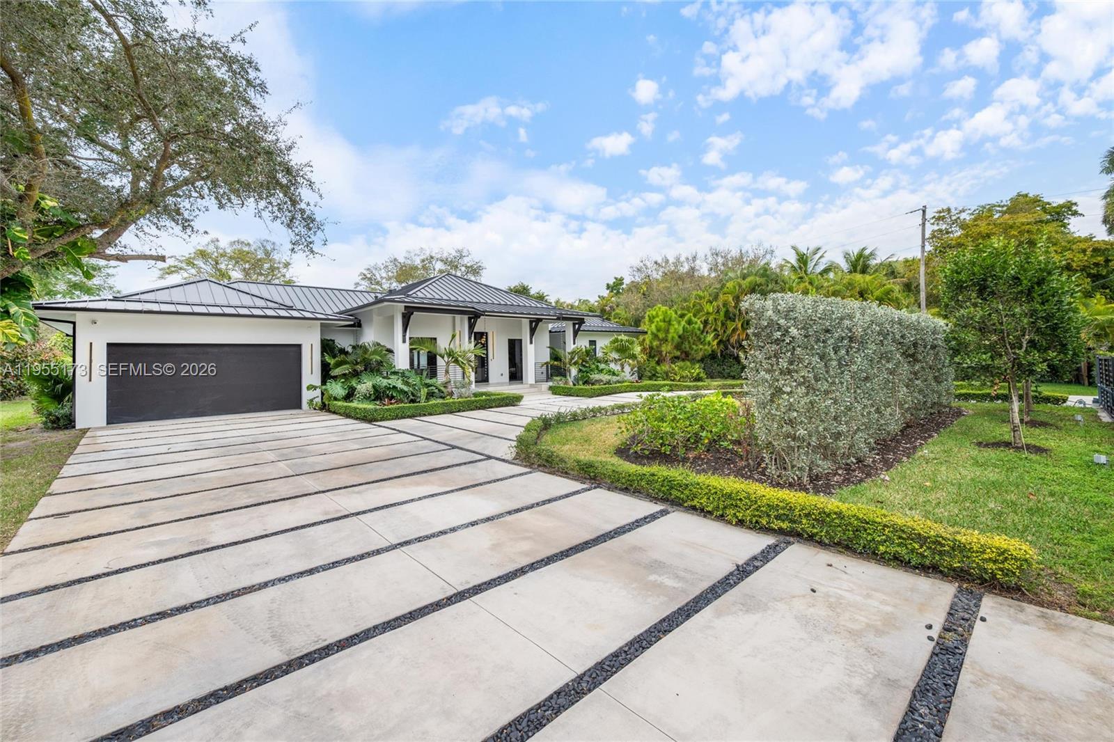 11600 SW 77th Ave Pinecrest, FL 33156