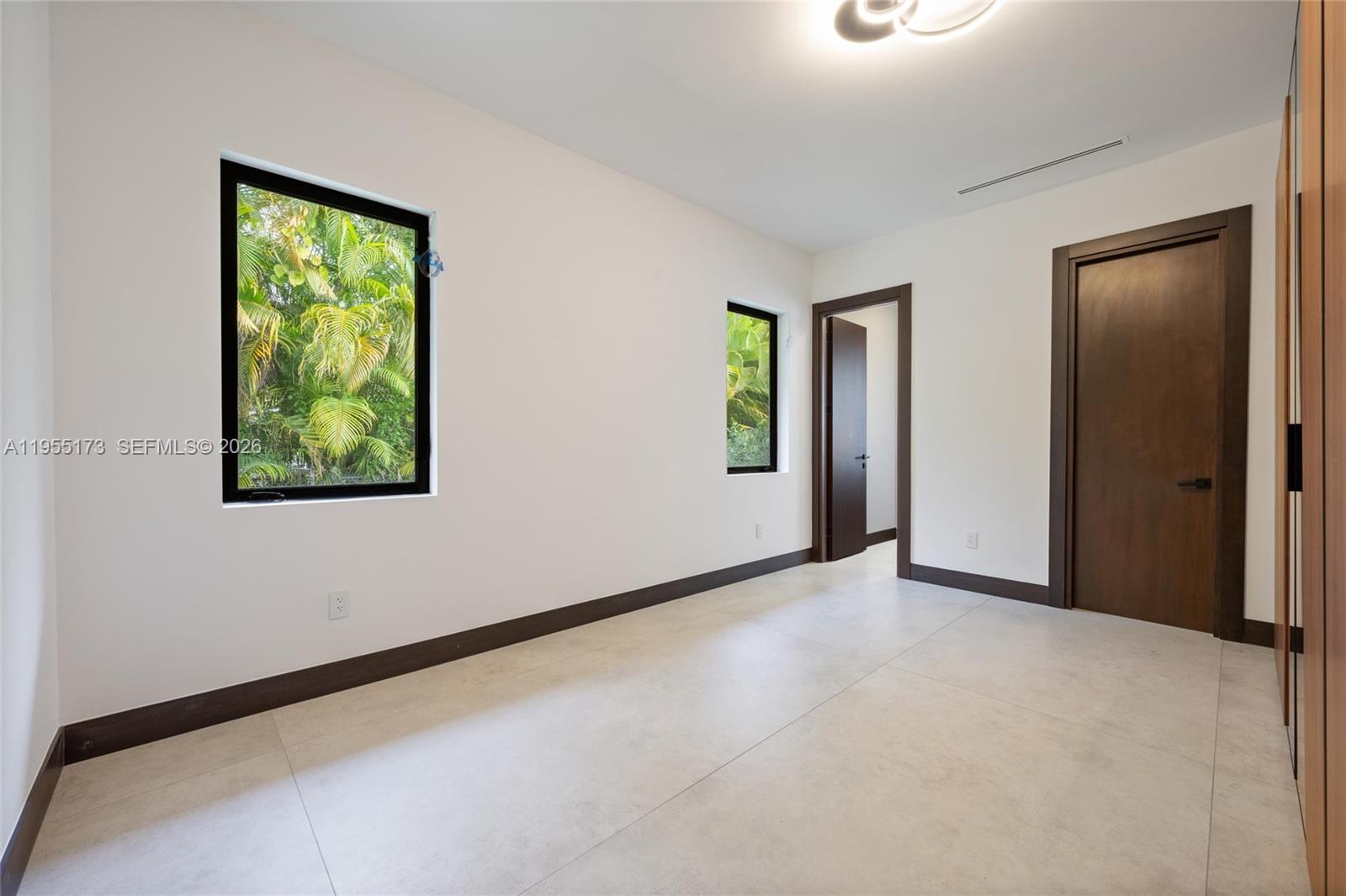 11600 SW 77th Ave Pinecrest, FL 33156