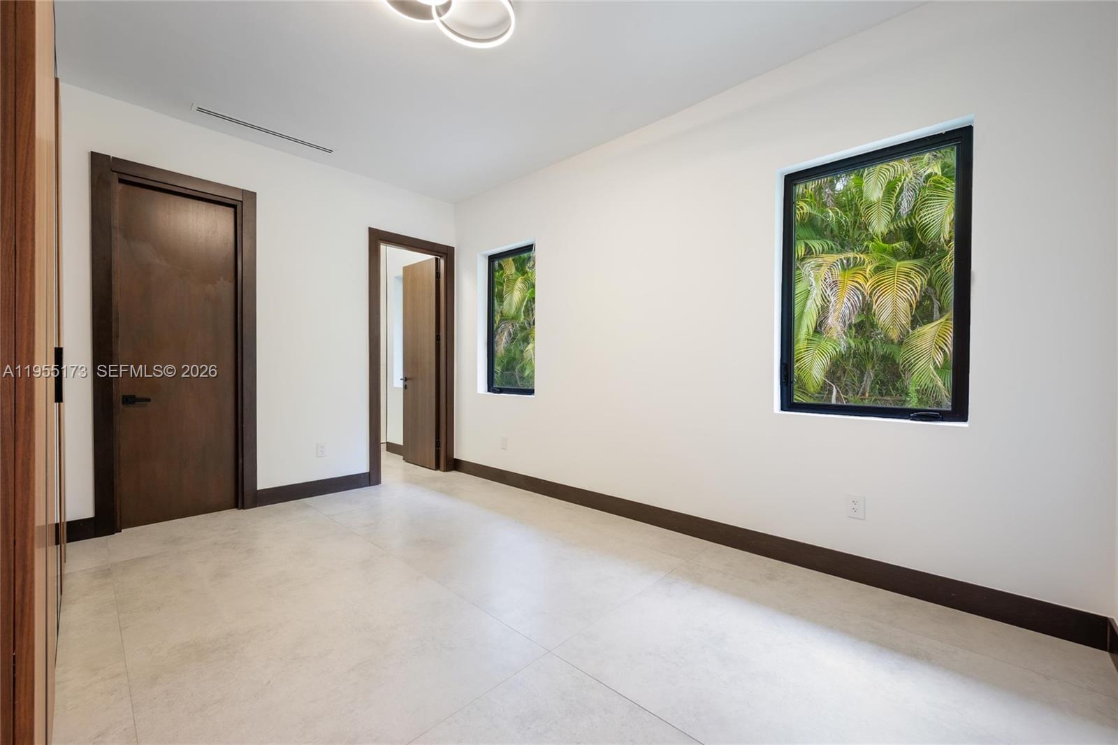 11600 SW 77th Ave Pinecrest, FL 33156