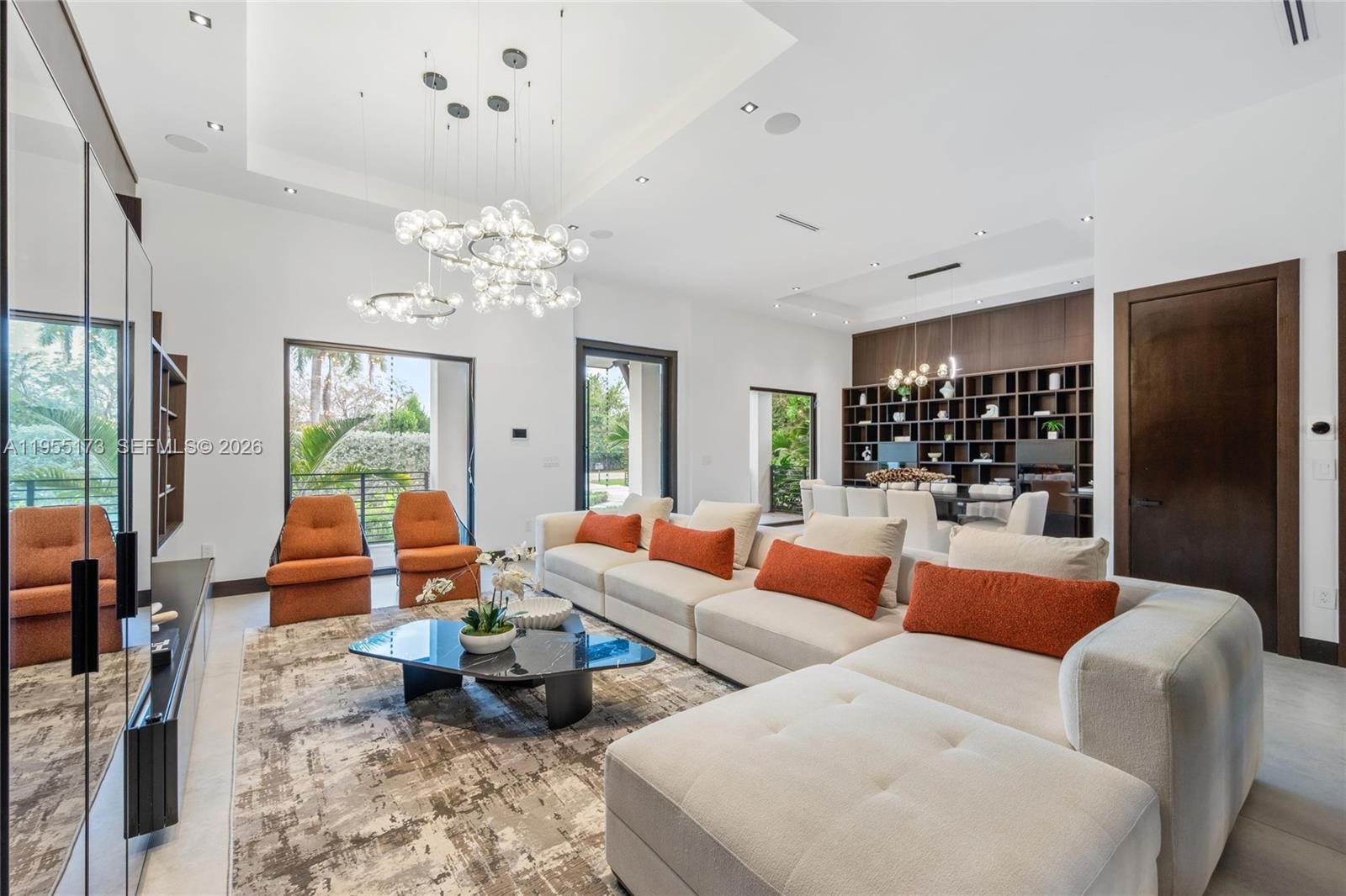 11600 SW 77th Ave Pinecrest, FL 33156