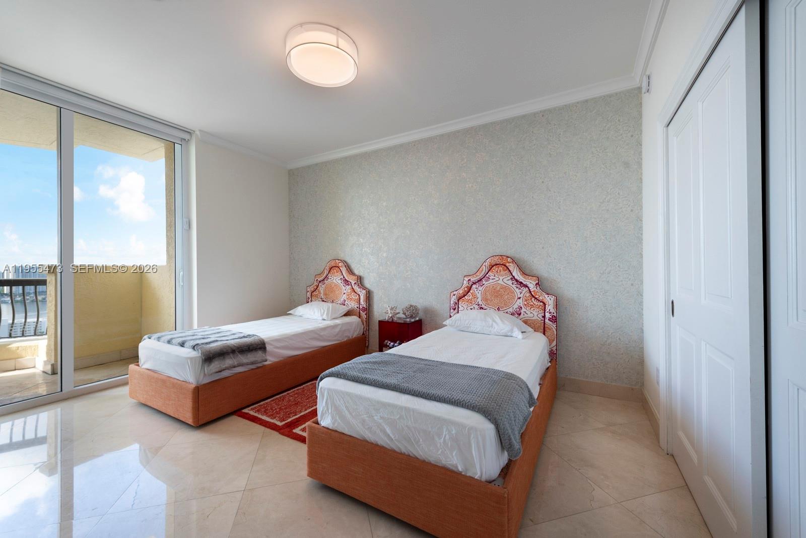 image Acqualina Residences26