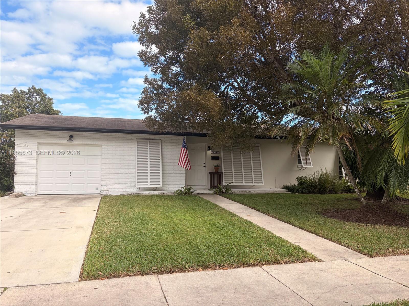 18225 SW 94th Ave Palmetto Bay, FL 33157