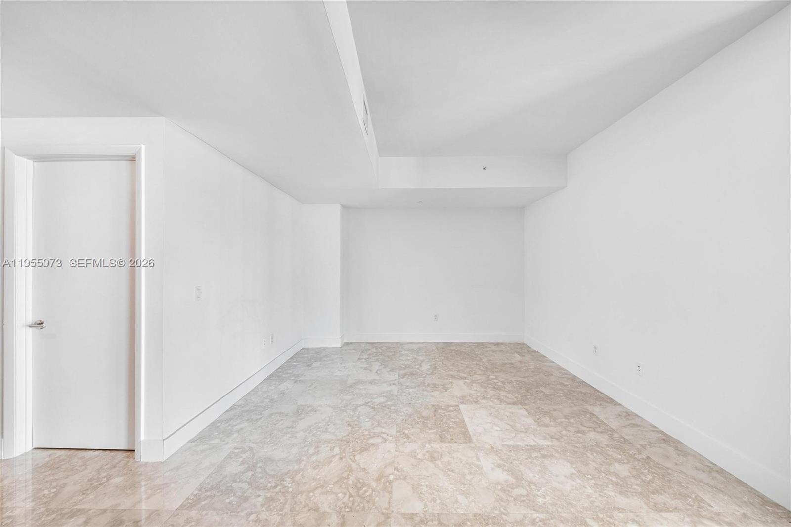 image The Atrium at Aventura11