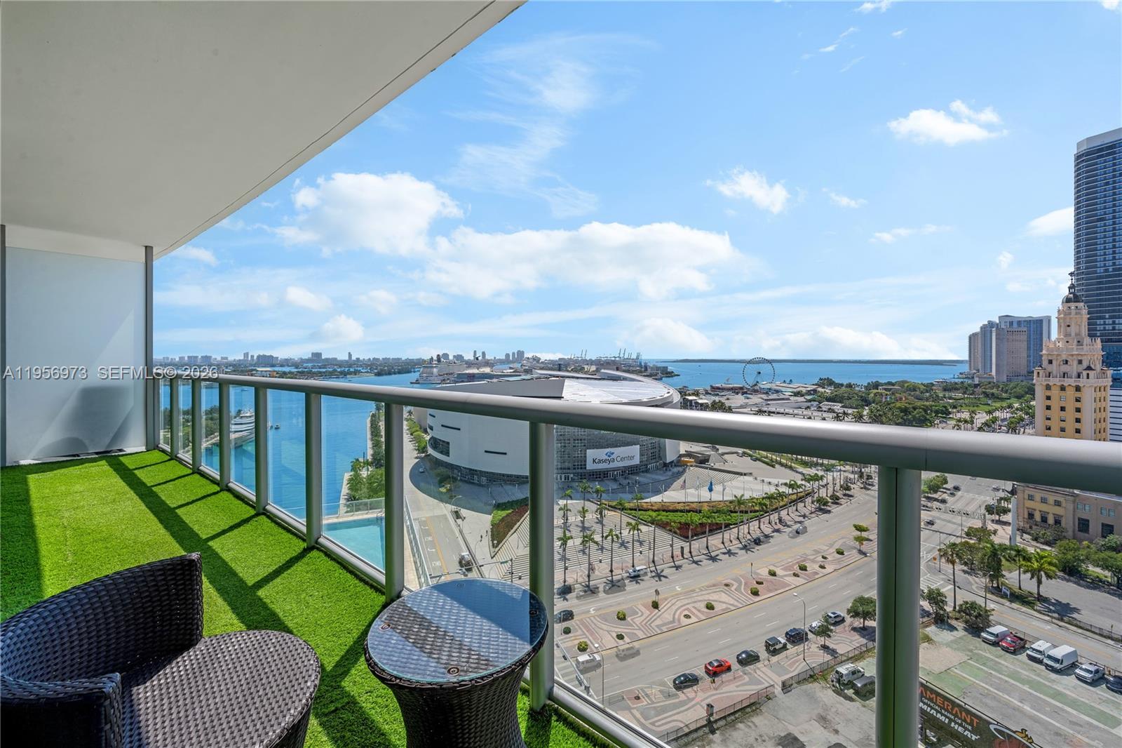 888 Biscayne Blvd #1802