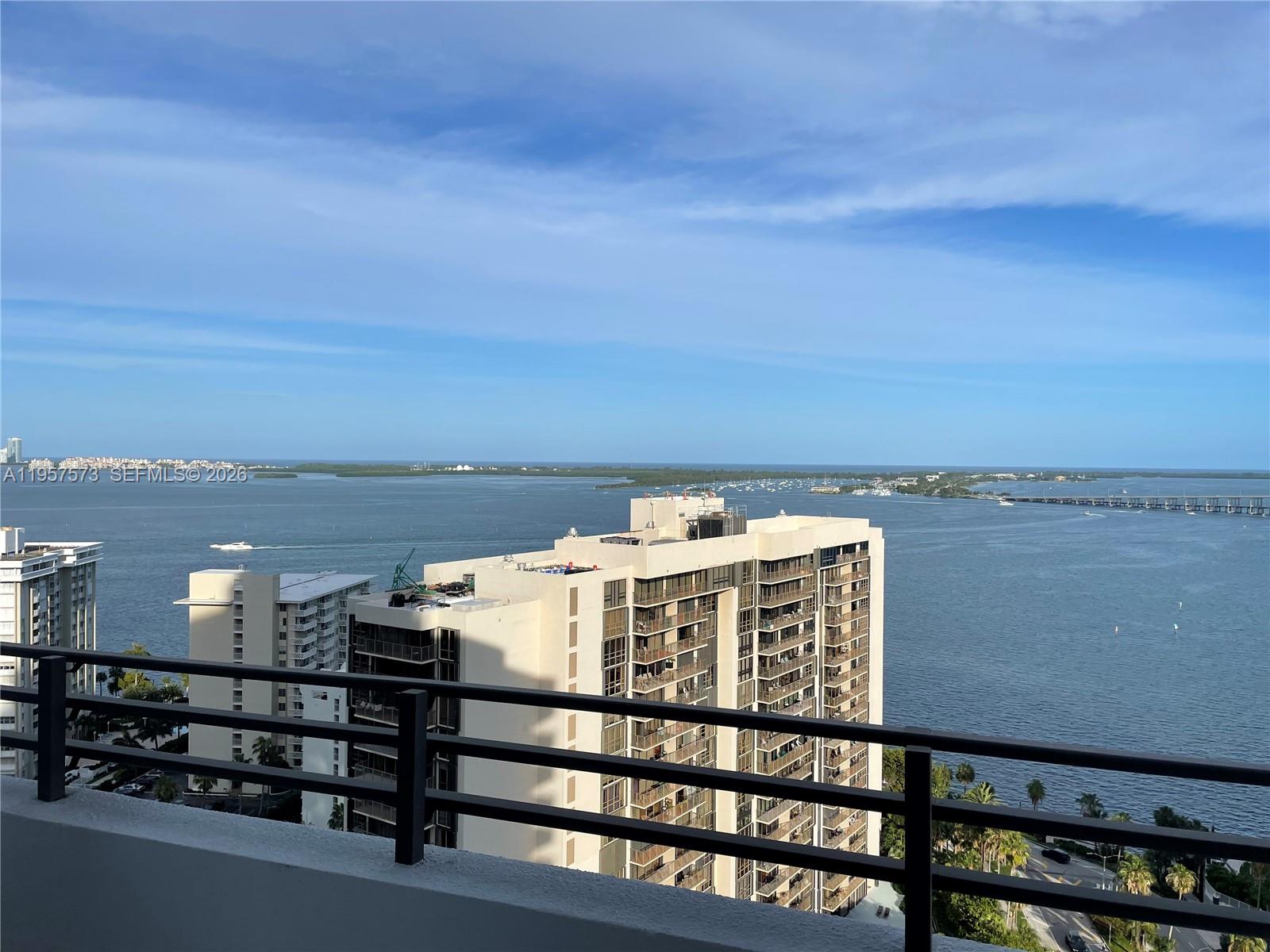 image Brickell East9