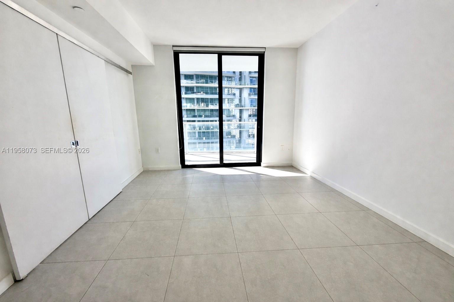 1010 Brickell Ave #3207 Miami, FL 33131