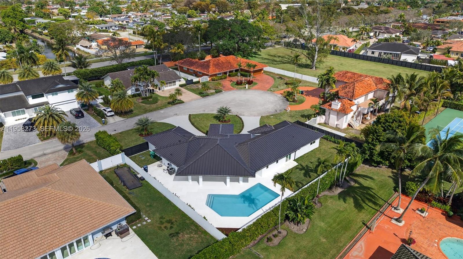 10380 SW 56th Ter Miami, FL 33173