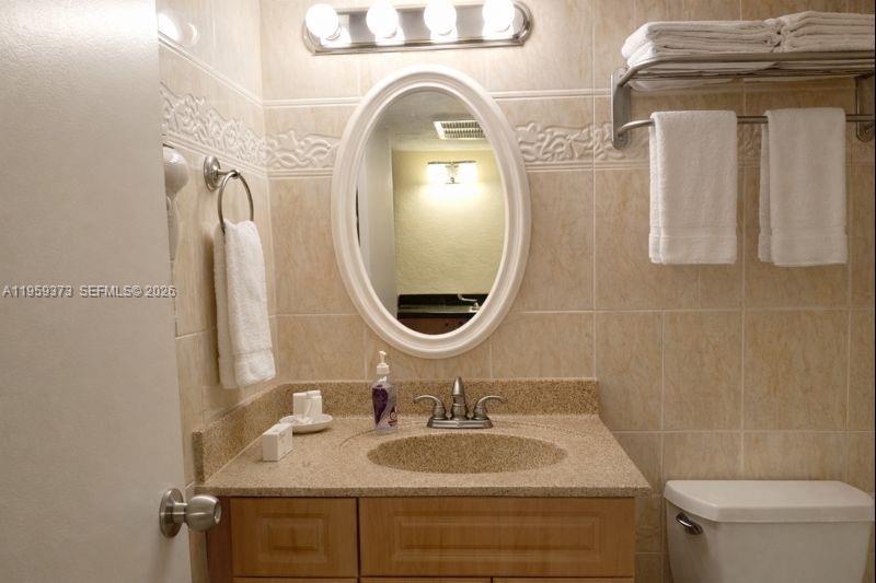 19201 Collins Ave #707 Sunny Isles Beach, FL 33160