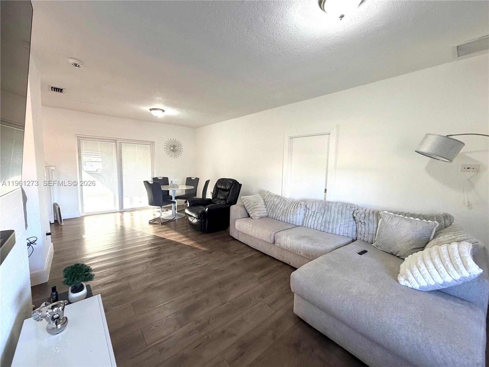 14010 Harrison St Miami, FL 33176