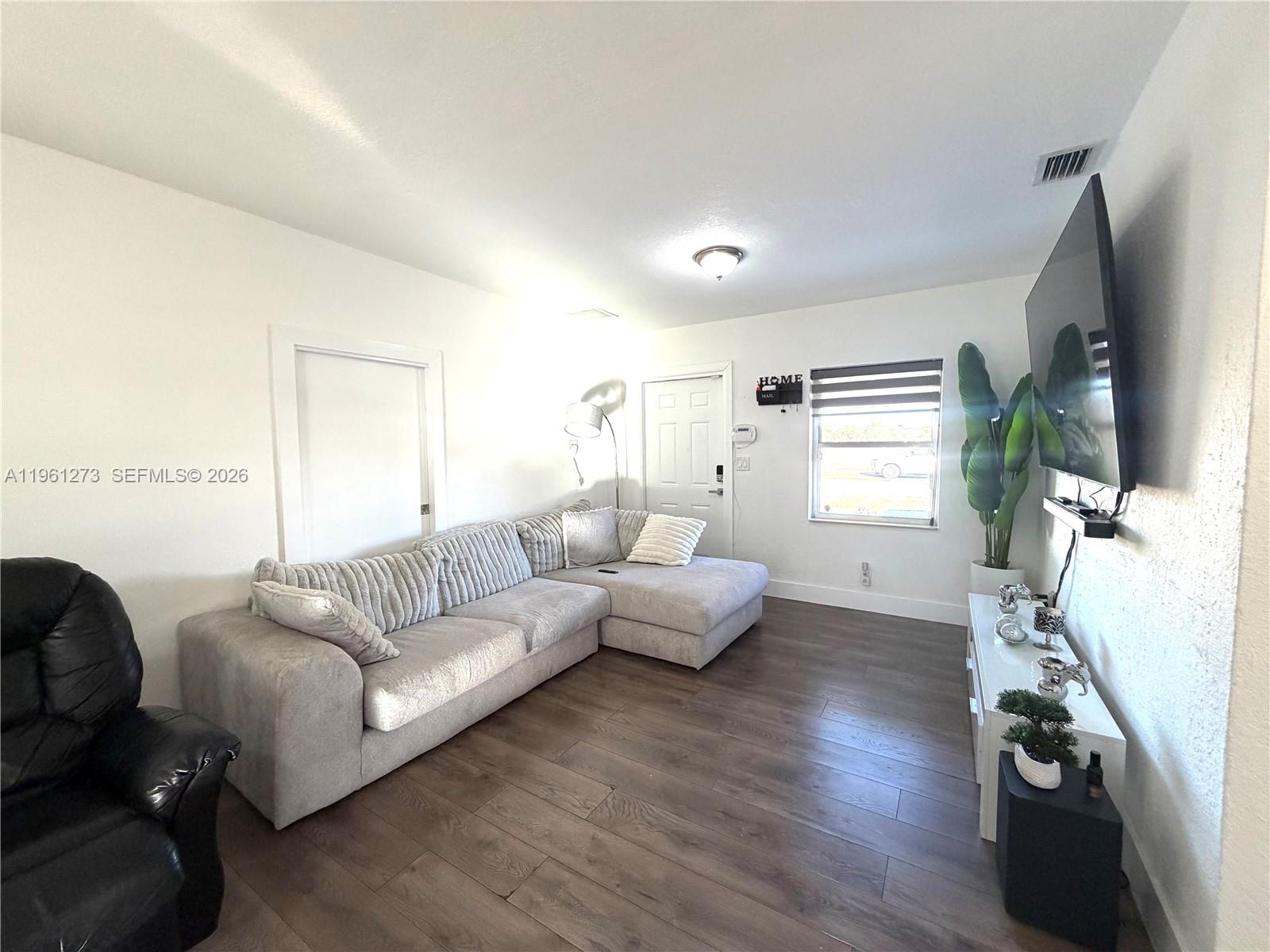 14010 Harrison St Miami, FL 33176