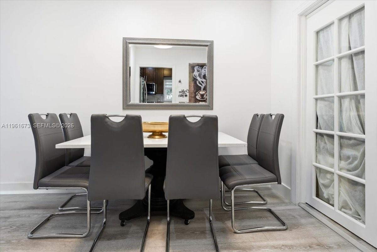 2400 SW 21st Ter Miami, FL 33145