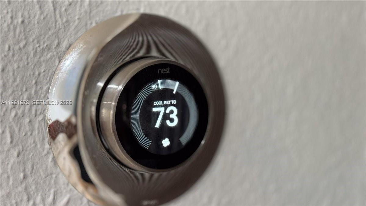 2400 SW 21st Ter Miami, FL 33145