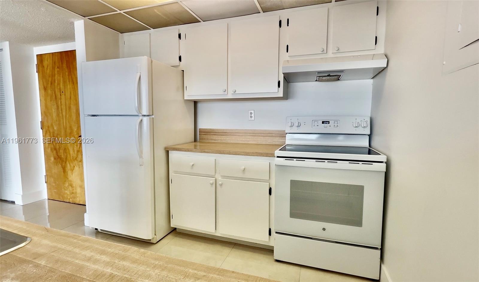 7601 E Treasure Dr #801 North Bay Village, FL 33141