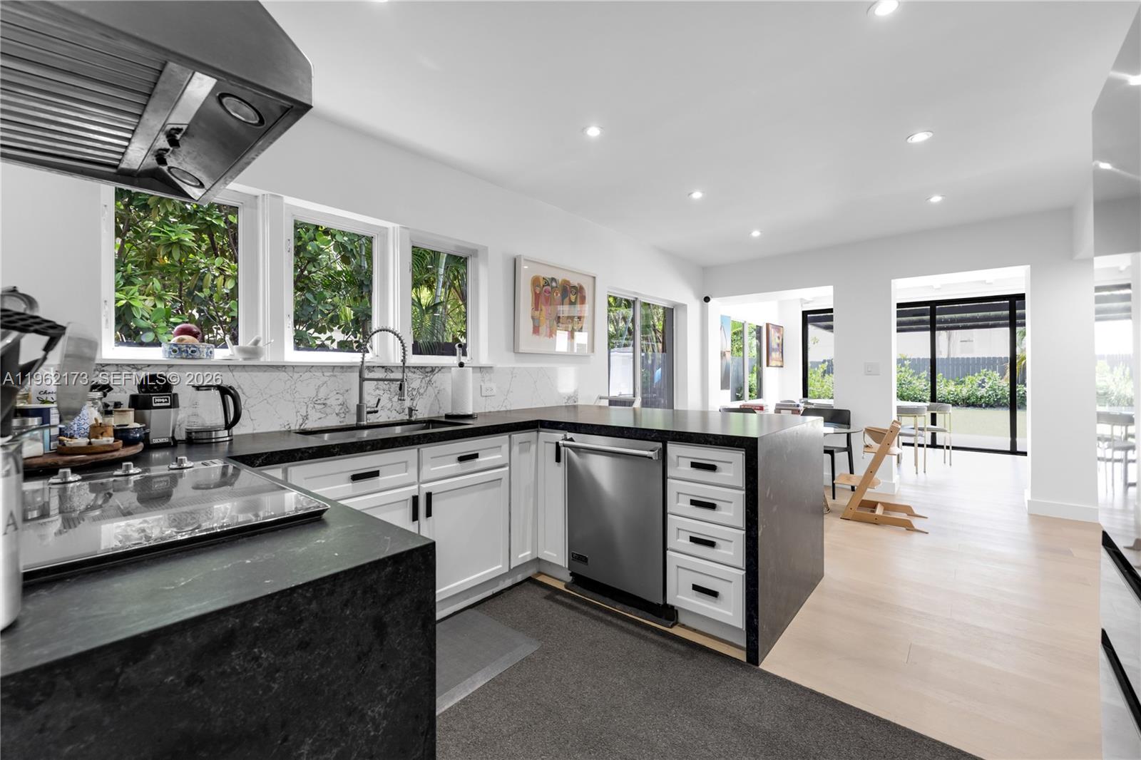 1826 Fairhaven Pl Miami, FL 33133