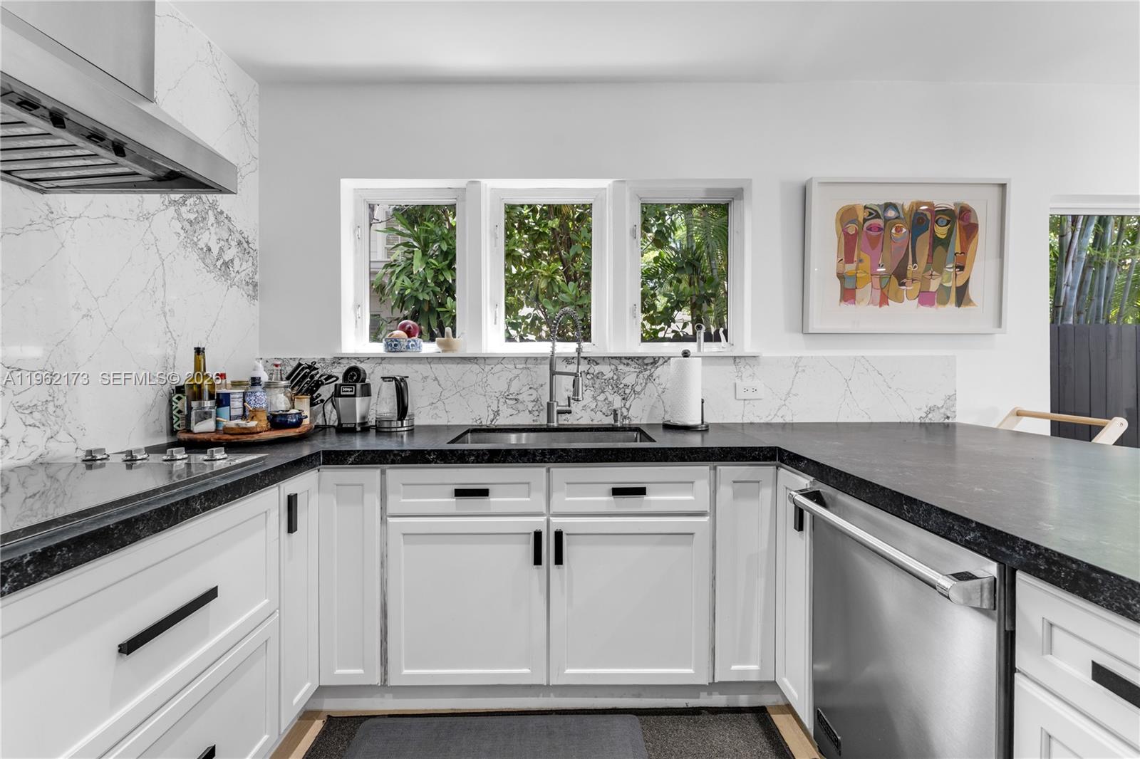 1826 Fairhaven Pl Miami, FL 33133