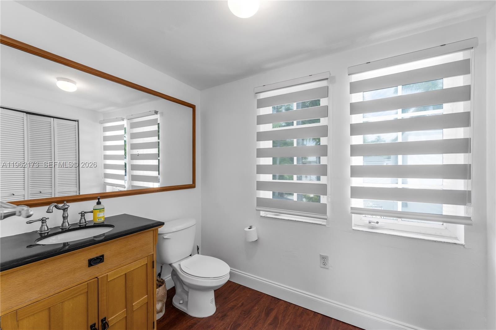 1826 Fairhaven Pl Miami, FL 33133