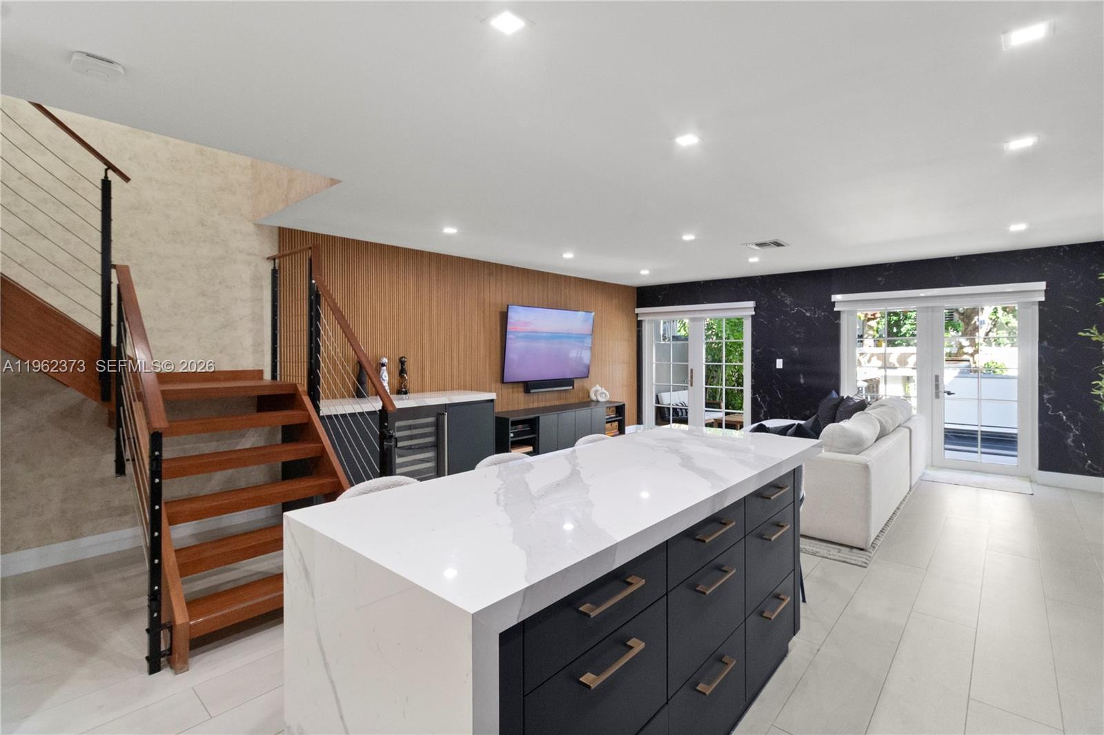 2813 Day Ave #2813 Miami, FL 33133