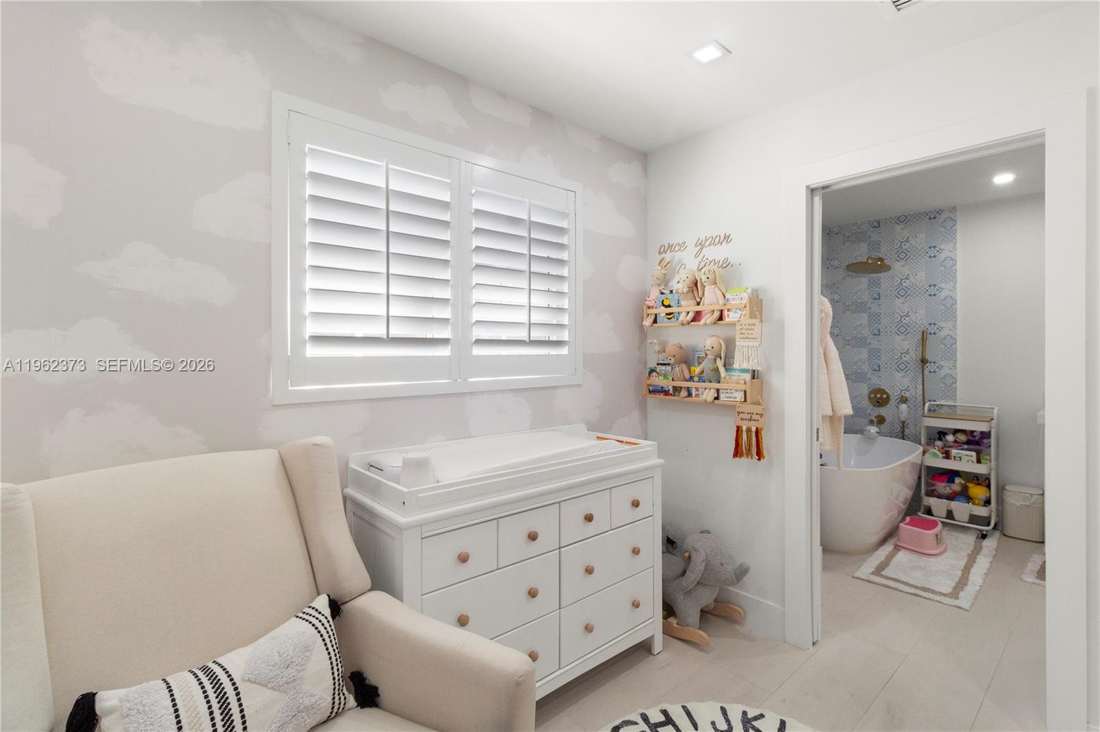 2813 Day Ave #2813 Miami, FL 33133