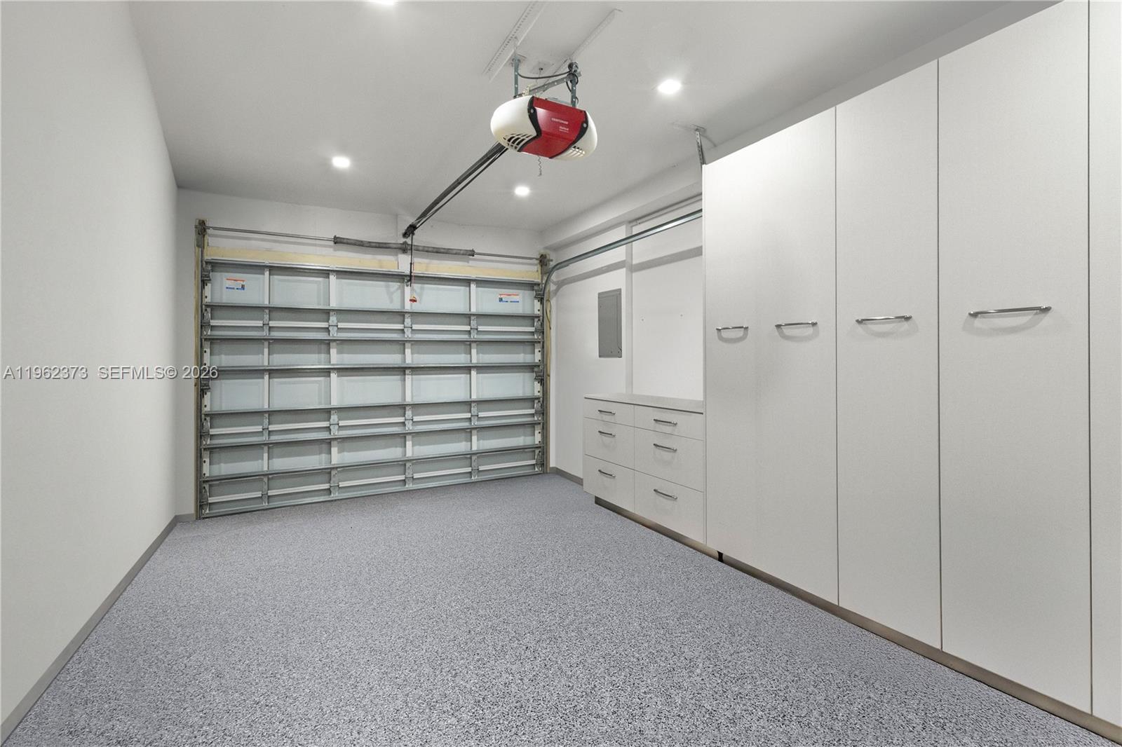 2813 Day Ave #2813 Miami, FL 33133