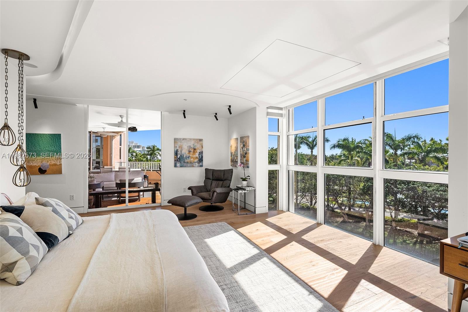 747 Crandon Blvd #409 Key Biscayne, FL 33149