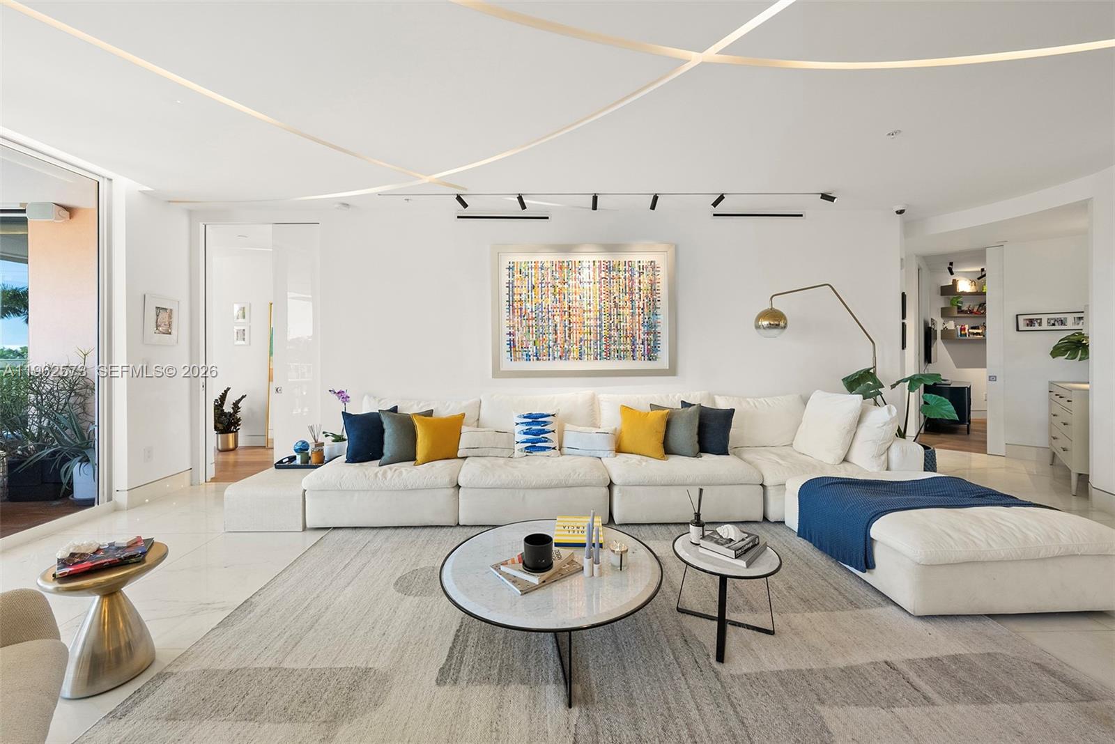 747 Crandon Blvd #409 Key Biscayne, FL 33149